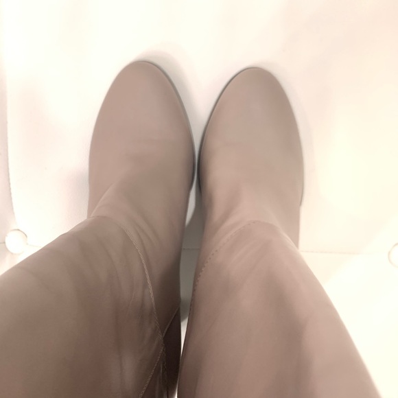 SERGIO ROSSI Round Toe Heeled Boots Sz 39.5 - Picture 6 of 7